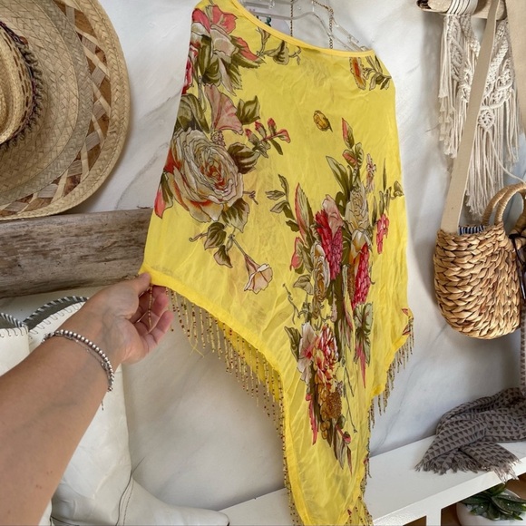 Sweet Gypsy Floral Coverup - Picture 10 of 12